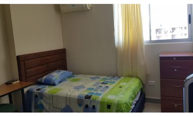 Apartamento con excelente vista cerca a Makro - 005