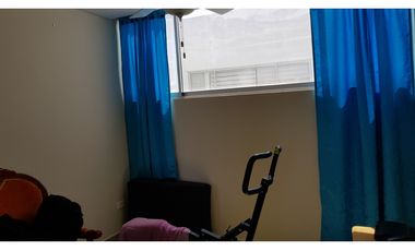 Apartamento con excelente vista cerca a Makro - 005