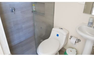 Apartamento con excelente vista cerca a Makro - 005