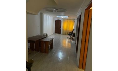 CASA DISPONIBLE EN VENTA