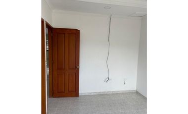 CASA DISPONIBLE EN VENTA