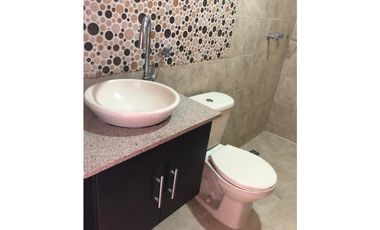 CASA DISPONIBLE EN VENTA