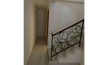 CASA DISPONIBLE EN VENTA