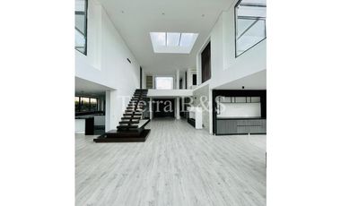 VENTA DE CASA EN SAN JACINTO 450 M2, POR $3.500'000.000