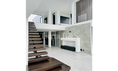 VENTA DE CASA EN SAN JACINTO 450 M2, POR $3.500'000.000