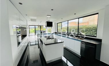 VENTA DE CASA EN SAN JACINTO 450 M2, POR $3.500'000.000