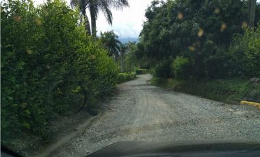 Lote en venta ubicado en La Siria, Ttiribí.