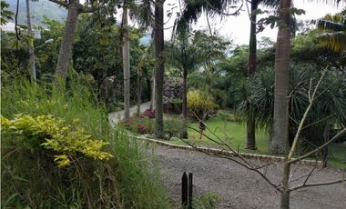 Lote en venta ubicado en La Siria, Ttiribí.
