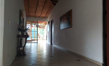 VENDO CASA CAMPESTRE MESITAS DEL COLEGIO