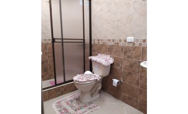 VENDO CASA CAMPESTRE MESITAS DEL COLEGIO