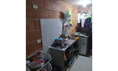 VENTA DE APARTAMENTO EN SOACHA  1ER PISO NEGOCIABLE