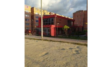 VENTA DE APARTAMENTO EN SOACHA  1ER PISO NEGOCIABLE