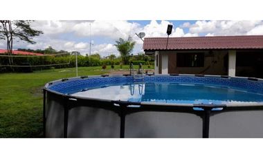 CASA CAMPESTRE CONJUNTO CERRADO