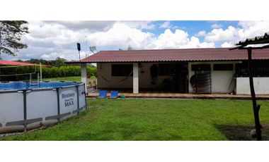 CASA CAMPESTRE CONJUNTO CERRADO