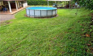 CASA CAMPESTRE CONJUNTO CERRADO