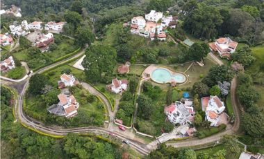 SE VENDEN O PERMUTAN LOTES EN GUADALQUIVIR  FLORIDABLANCA SANTANDER.