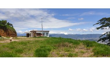 SE VENDEN O PERMUTAN LOTES EN GUADALQUIVIR  FLORIDABLANCA SANTANDER.