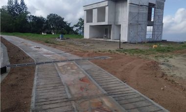 SE VENDEN O PERMUTAN LOTES EN GUADALQUIVIR  FLORIDABLANCA SANTANDER.