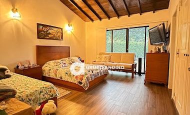 VENTA de CASA LOTE en BUCARAMANGA