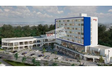 Plaza Comercial Ubika con Hotel Business Class -Pool de Rentas
