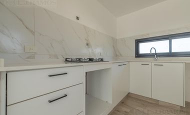 Casa en San Sebastián hermosa ubicación CON VISTA AL AGUA MB