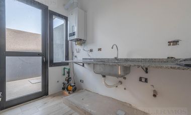 Casa en San Sebastián hermosa ubicación CON VISTA AL AGUA MB