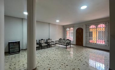 Venta de casa remodelada en Sauces 5, norte de Guayaquil GabR