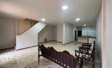 Venta de casa remodelada en Sauces 5, norte de Guayaquil GabR