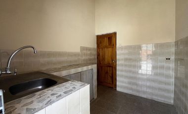 Venta de casa de una planta a pocas cuadras del Malecón, GabR