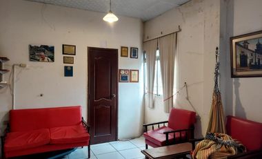 Casa en venta en la calle Venezuela, Sur de Guayaquil  LadC/SanS
