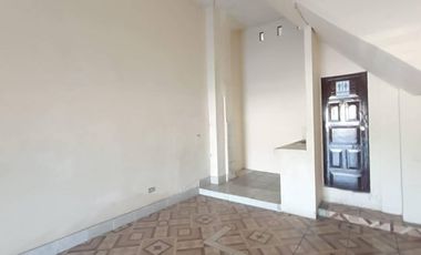 Local Comercial en Alquiler, Av 25 de Julio, GinS