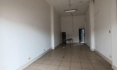 Local Comercial en  alquiler en Av. 25 de Julio, GinS