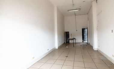 Local Comercial en  alquiler en Av. 25 de Julio, GinS