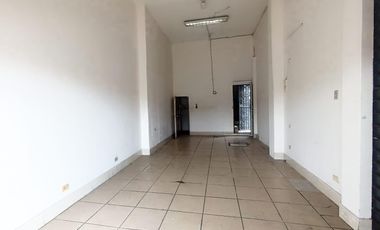 Local Comercial en  alquiler en Av. 25 de Julio, GinS