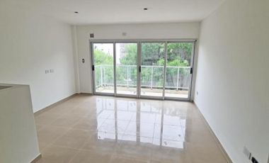 Departamento en venta - 2 dormitorios 1 baño - 75mts2 - La Plata