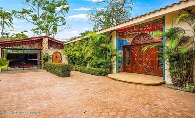 Villa Acuarela