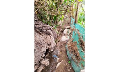 VENDO TERRENO 300M2 A PIE DE PISTA URUBAMBA CUSCO PERÚ
