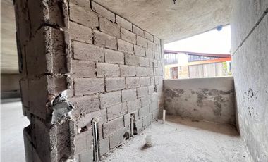 Carcelén, Casa Comercial en Renta, 325m2, 10 Ambientes