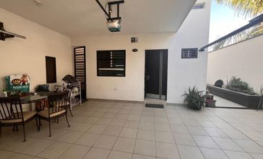 CASA EN VENTA NEXXUS SECTOR CRISTAL