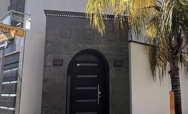 CASA EN VENTA NEXXUS SECTOR CRISTAL