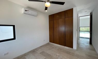 Exclusiva casa en venta en privada residencial zona de Tamanché.