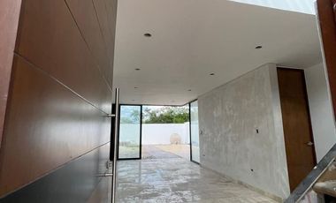 Exclusiva casa en venta en privada residencial zona de Tamanché.