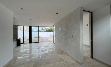 Exclusiva casa en venta en privada residencial zona de Tamanché.