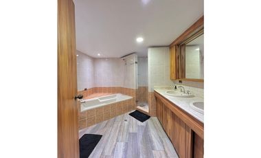 Vendo Casa Remodelada Loma Tesoro