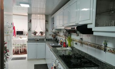 CASA 251 M2 SANTA CECILIA 2 CHA | 267 |