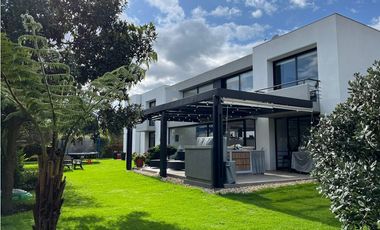 VENTA/ARRIENDO, LINDA CASA SAN SIMON