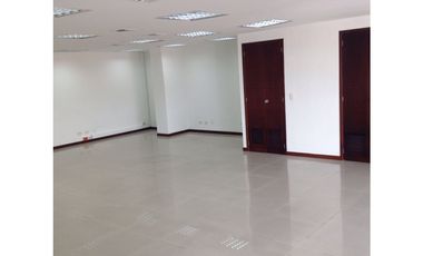 OFICINA EN VENTA SECTOR LAURELES