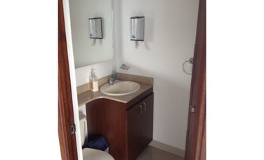 OFICINA EN VENTA SECTOR LAURELES