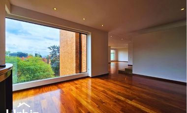 Apartamento de 345m en Arriendo en Rosales