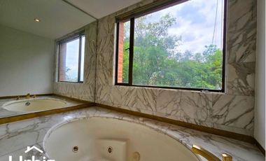 Apartamento de 345m en Arriendo en Rosales